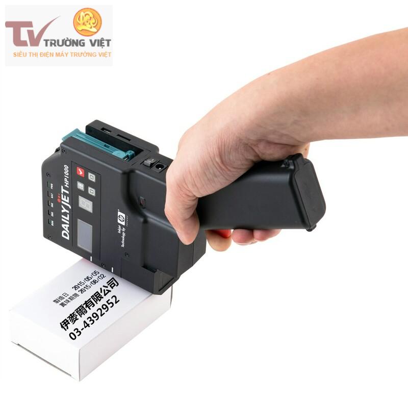 Kiểm tra các bộ phận chuyển động như bánh răng, trục lăn, dây đai.