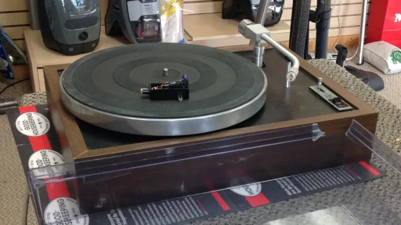 Cách vệ sinh và cân chỉnh lại vị trí đặt cân